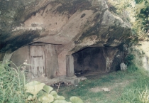 上寺角原の墓