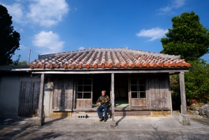 粟国島の古民家