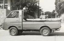 小型動力付積載車
