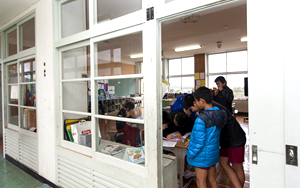 小学校6年生教室